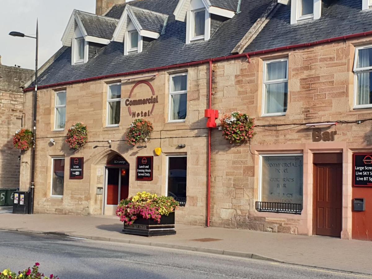 Commercial Hotel Alness Exterior photo